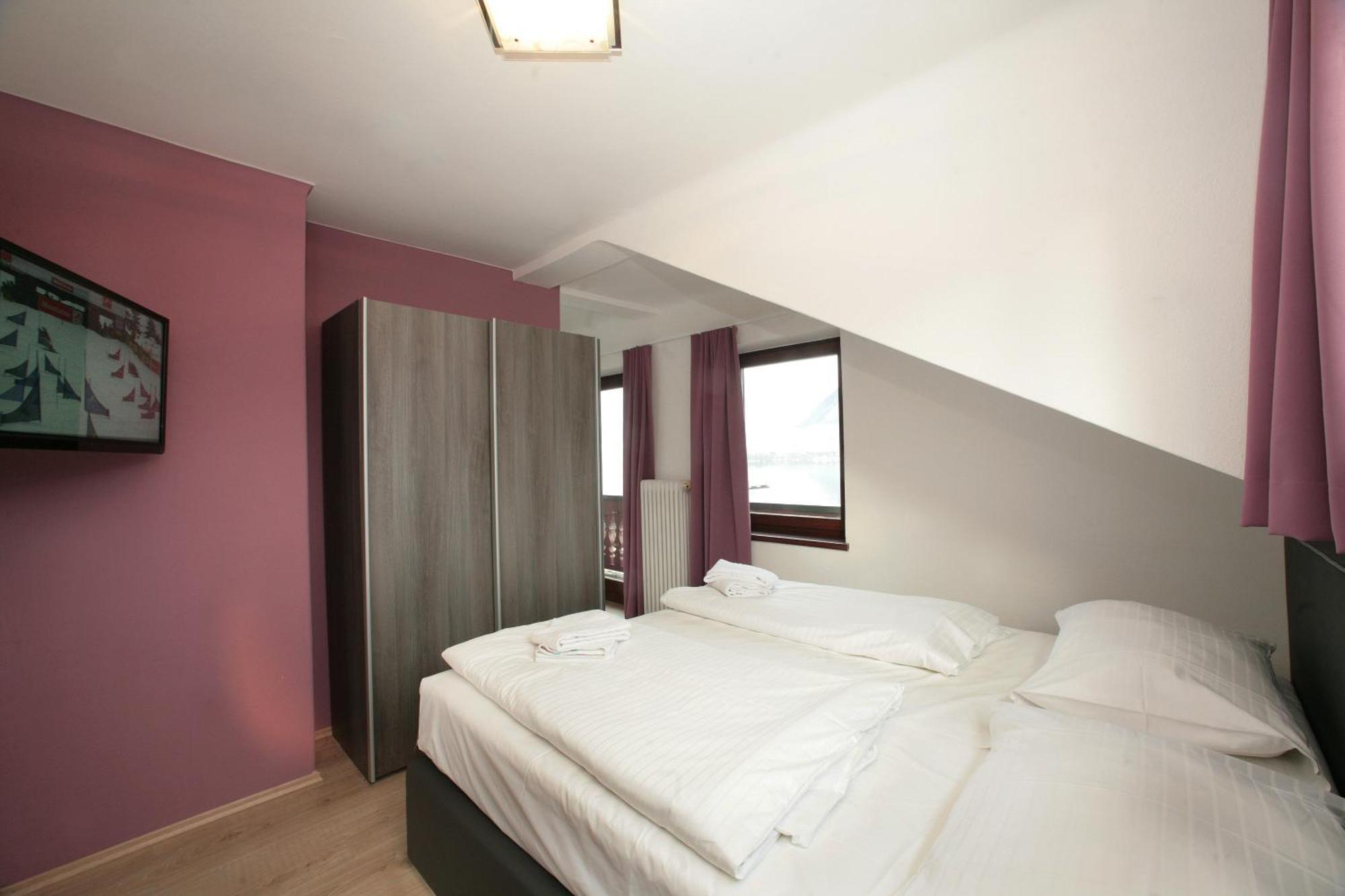 Lake And Cityhotel Edelweiss - Self Check In Zell am See Exterior photo
