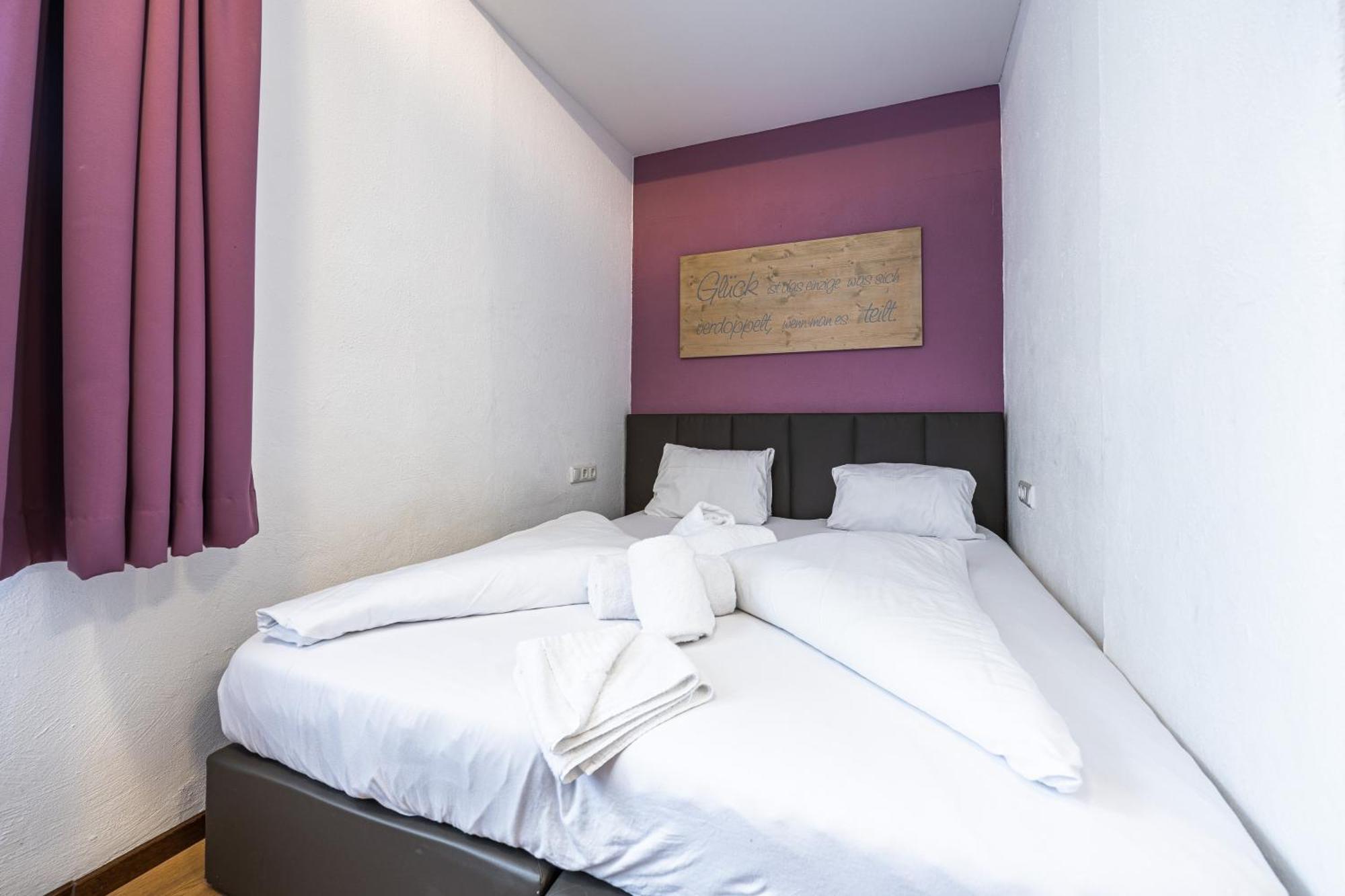 Lake And Cityhotel Edelweiss - Self Check In Zell am See Exterior photo