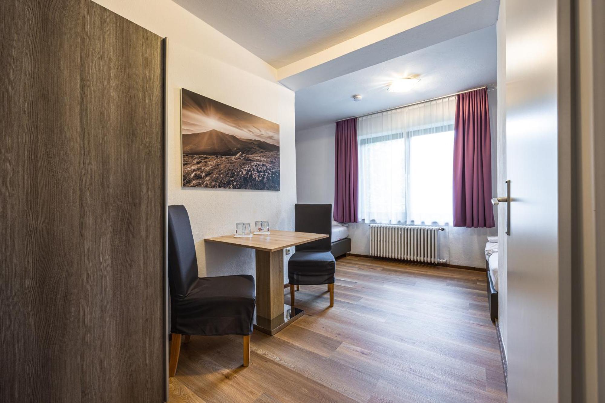 Lake And Cityhotel Edelweiss - Self Check In Zell am See Exterior photo